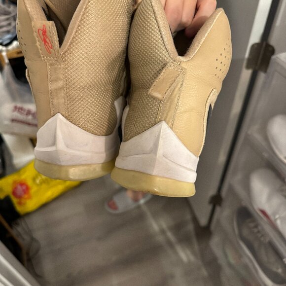 9/10 Size 11.5 - Nike LeBron 13 XIII Elite LB Linen Vanchetta Tan 876805-299 - Picture 3 of 9